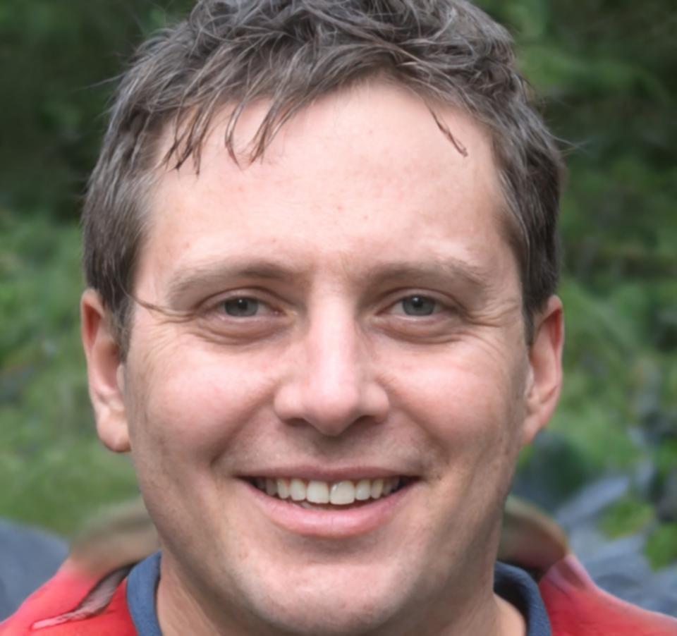 Barret Thornfield headshot
